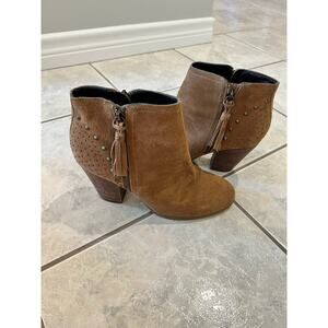 Guess Ankle Booties Studded Block Heel Side Tassel Zip Brown Suede Size 7.5M